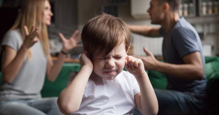 👨‍👩‍👧 Relațiile dintre părinți influențează profund dezvoltarea și starea emoțională a copilului