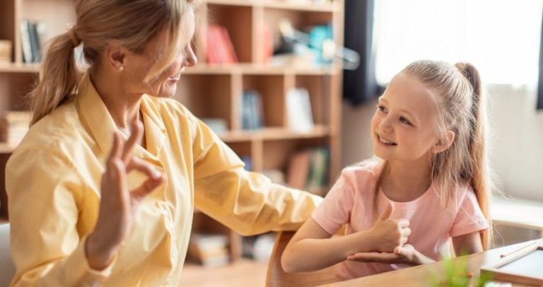 Bazele vorbirii: Ce ar trebui să știe fiecare părinte