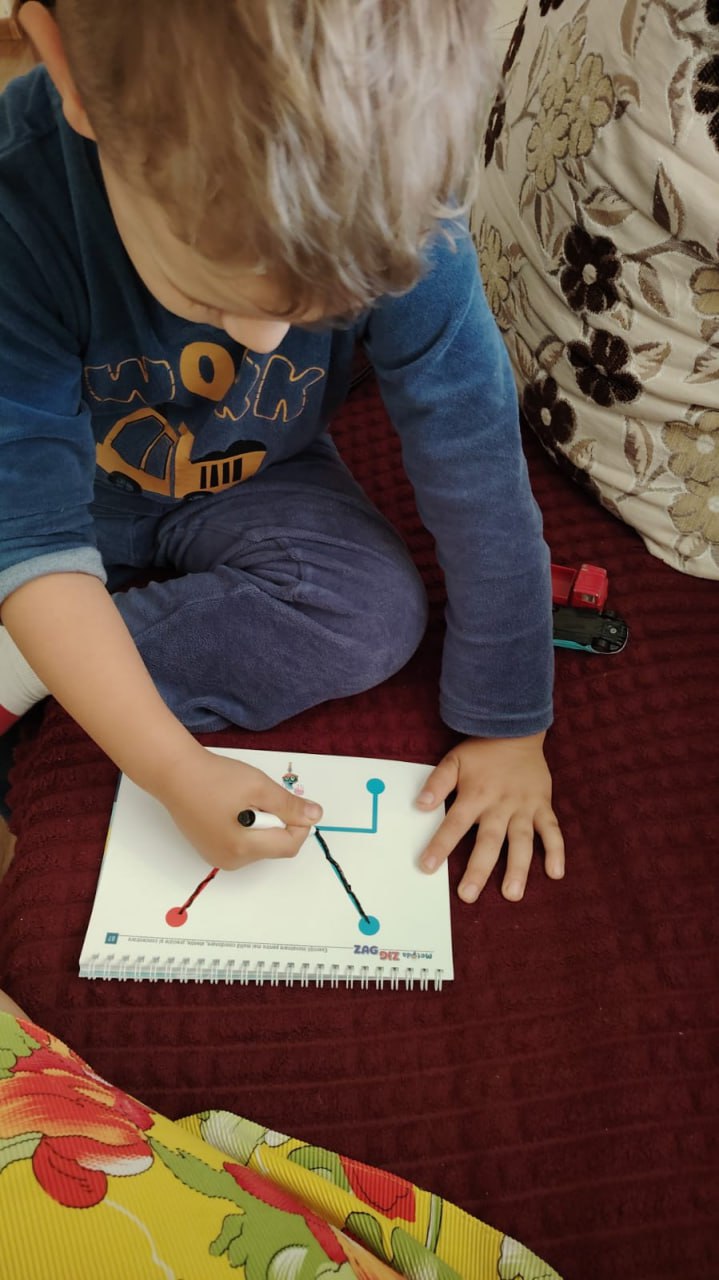 „Metoda Zig-Zag 2” – exerciții inovatoare pentru antrenarea creierului + Markere ștergabile photo review